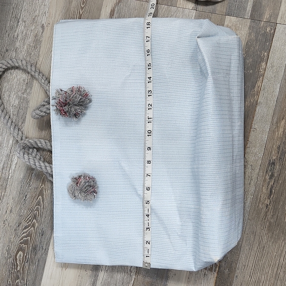 Beach Please ♻️ Tote - Picture 8 of 10